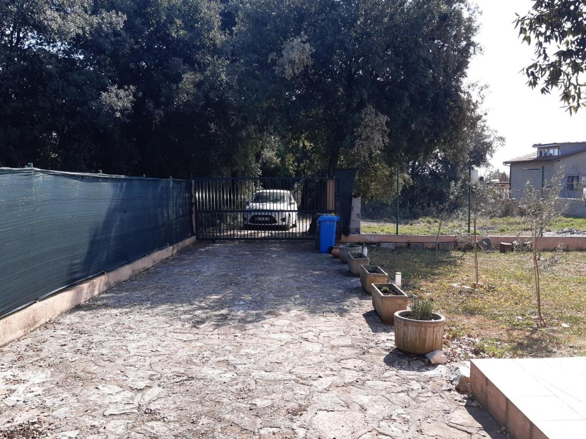 Lave II Cozy House Villa Liznjan Bagian luar foto
